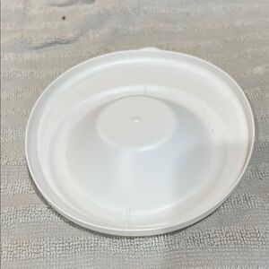 White Plastic Lid - Round Replacement
